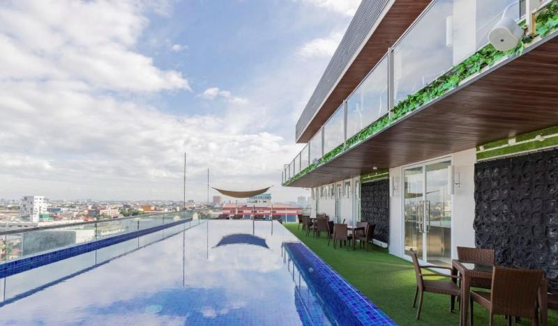 Selah Pods Hotel Manila Pasay Eksteriør billede