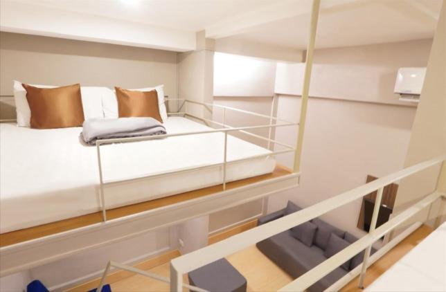 Selah Pods Hotel Manila Pasay Eksteriør billede