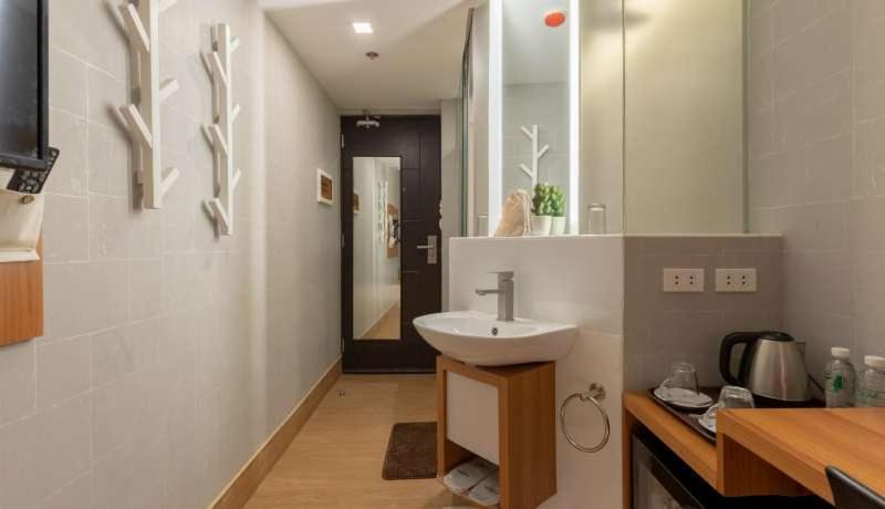 Selah Pods Hotel Manila Pasay Eksteriør billede