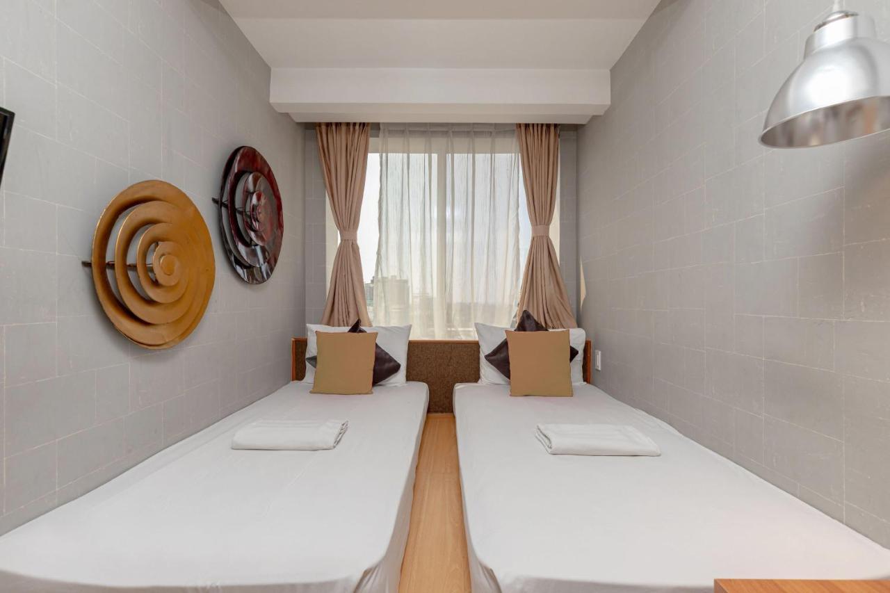 Selah Pods Hotel Manila Pasay Eksteriør billede